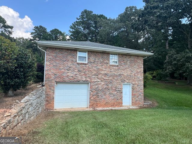 215 Old Oxford Road, Covington, GA 30014