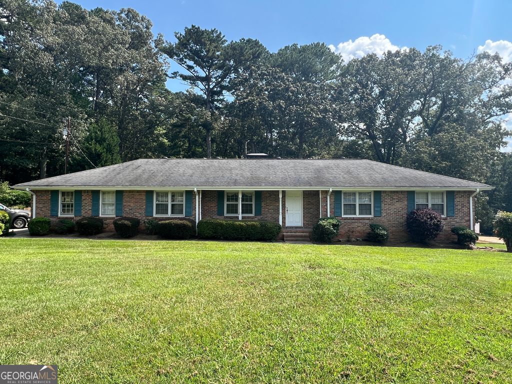 215 Old Oxford Road, Covington, GA 30014