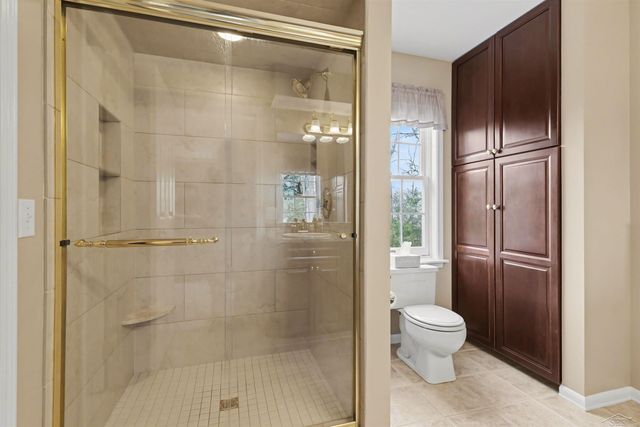 3873 Chipping Norton Court, Saginaw Twp, MI 48603