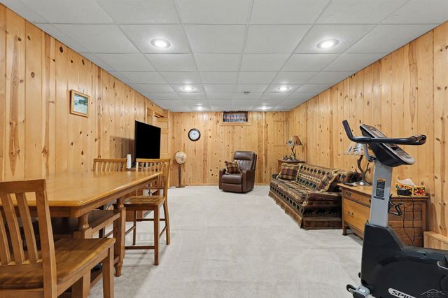 3873 Chipping Norton Court, Saginaw Twp, MI 48603