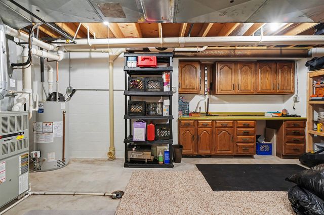 3873 Chipping Norton Court, Saginaw Twp, MI 48603