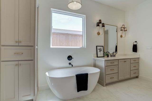 4610 138th Place, Lubbock, TX 79424