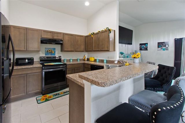3750 PARK AVENUE, Indian Lake Estates, FL 33855