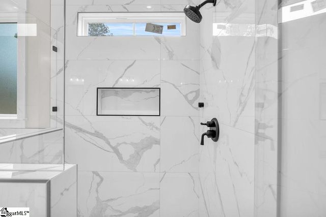 203 E Gunnery Court, Ninety Six, SC 29666