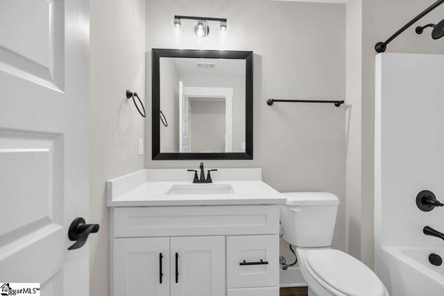 203 E Gunnery Court, Ninety Six, SC 29666