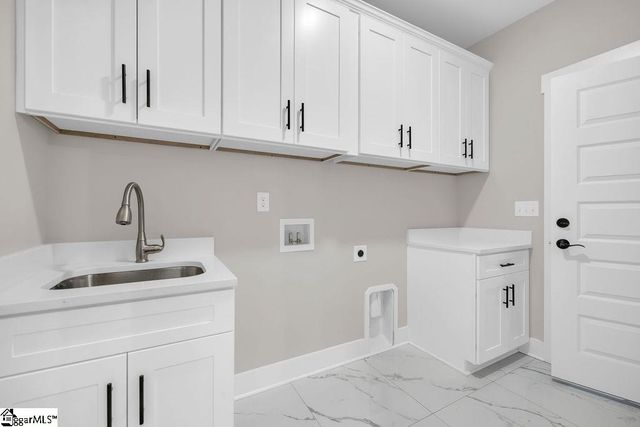 203 E Gunnery Court, Ninety Six, SC 29666