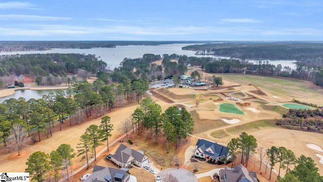 203 E Gunnery Court, Ninety Six, SC 29666