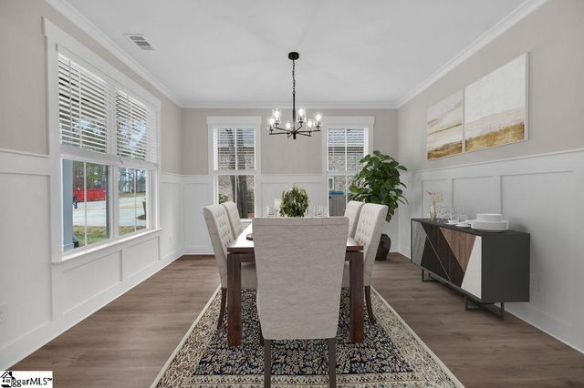 203 E Gunnery Court, Ninety Six, SC 29666