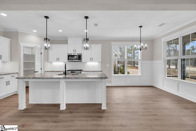 203 E Gunnery Court, Ninety Six, SC 29666