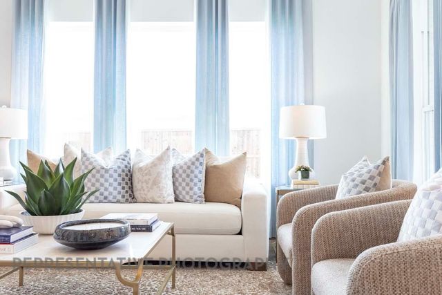 3704 Hickory Street, Sherman, TX 75092