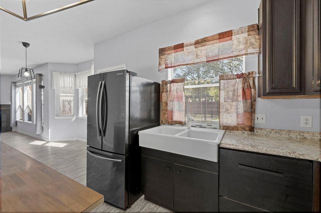 5615 Brigstone Park Drive, Katy, TX 77450