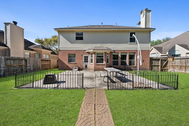 5615 Brigstone Park Drive, Katy, TX 77450