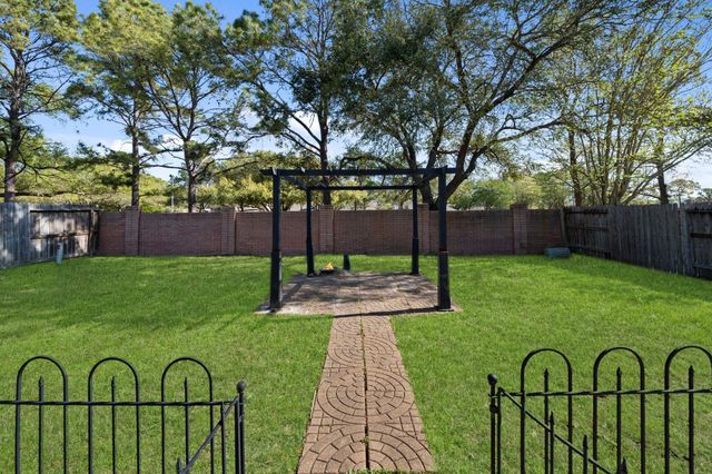 5615 Brigstone Park Drive, Katy, TX 77450