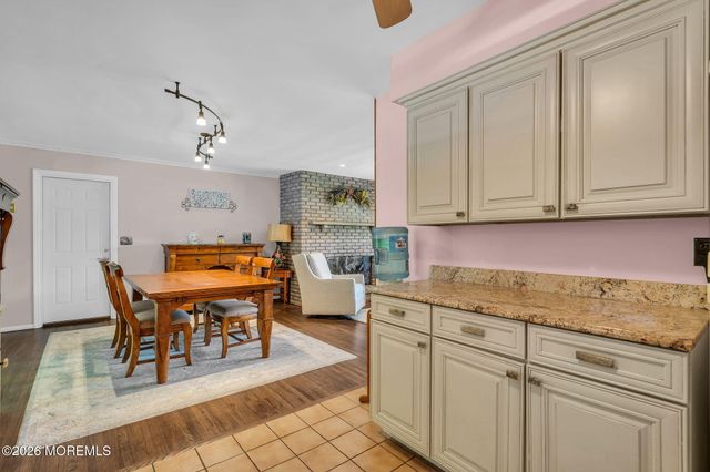 1028 Lucy Lane, Toms River, NJ 08753