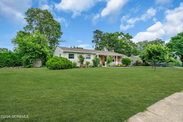 1028 Lucy Lane, Toms River, NJ 08753