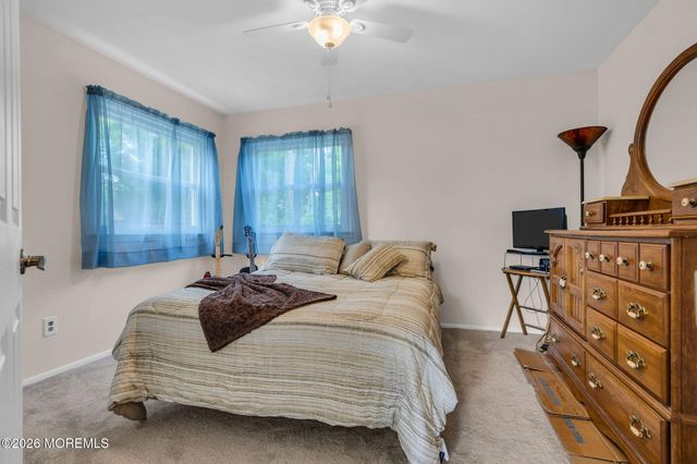 1028 Lucy Lane, Toms River, NJ 08753