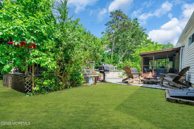 1028 Lucy Lane, Toms River, NJ 08753
