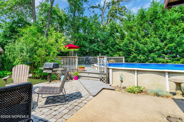 1028 Lucy Lane, Toms River, NJ 08753