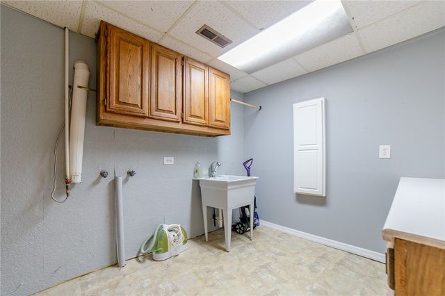 809 Summit Loop, Rogers, AR 72756