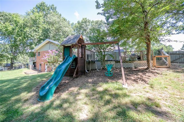 809 Summit Loop, Rogers, AR 72756