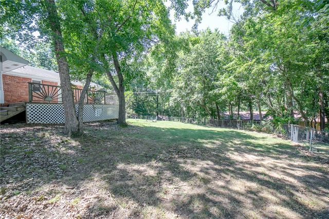 809 Summit Loop, Rogers, AR 72756