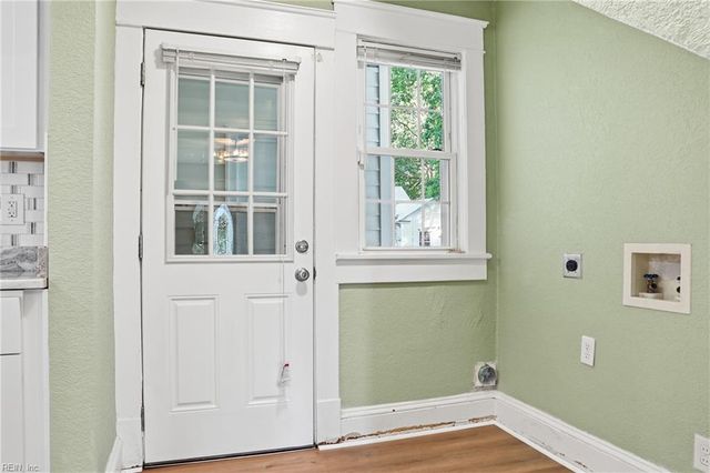 76 Harris RD, Portsmouth, VA 23702