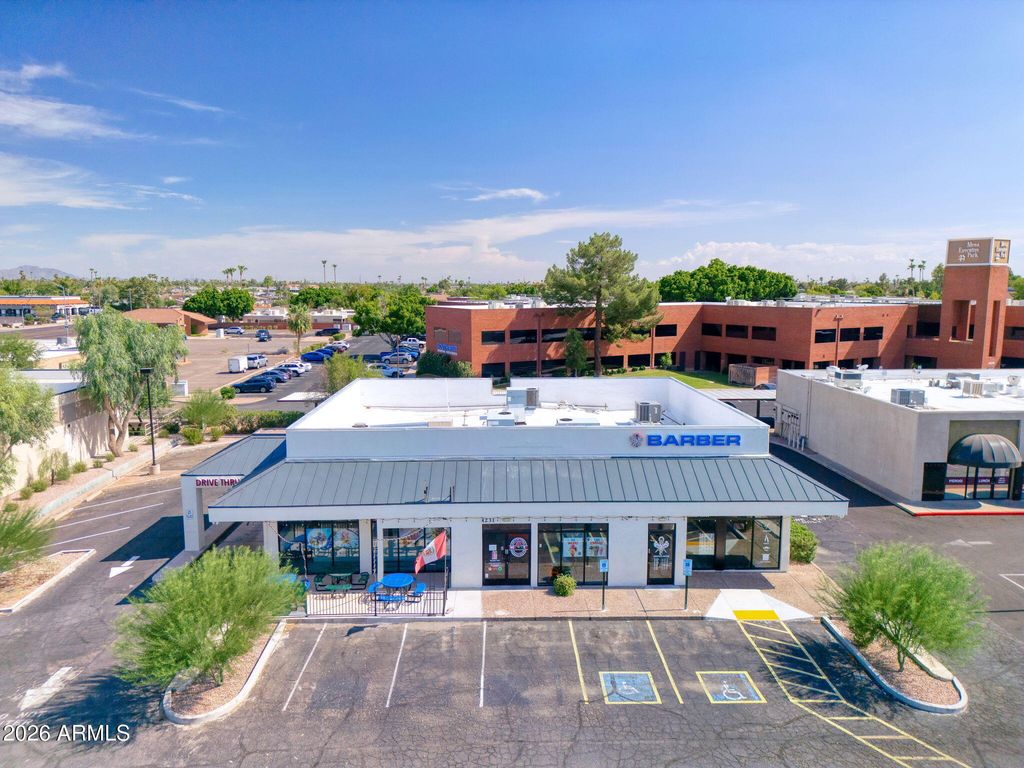 1231 W BASELINE Road, Mesa, AZ 85202 — exterior
