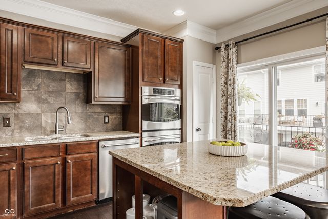 9494 Oakley Drive, Indianapolis, IN 46260