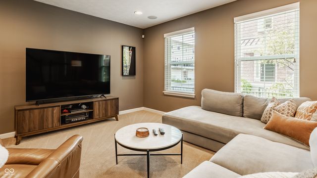 9494 Oakley Drive, Indianapolis, IN 46260