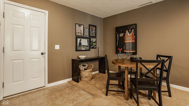 9494 Oakley Drive, Indianapolis, IN 46260
