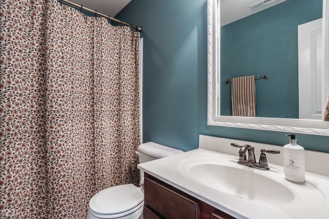 9494 Oakley Drive, Indianapolis, IN 46260