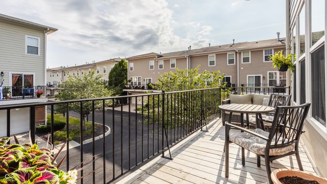 9494 Oakley Drive, Indianapolis, IN 46260