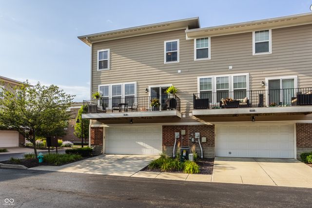 9494 Oakley Drive, Indianapolis, IN 46260