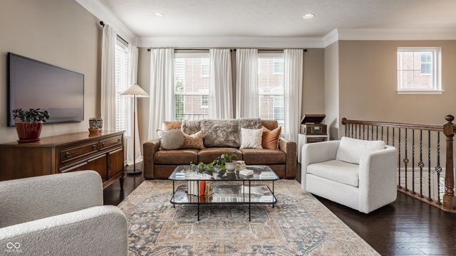 9494 Oakley Drive, Indianapolis, IN 46260