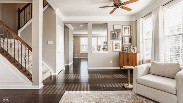 9494 Oakley Drive, Indianapolis, IN 46260