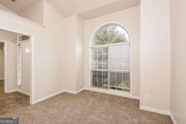 949 Heartwood Circle, Lawrenceville, GA 30043