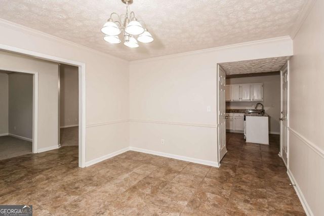 949 Heartwood Circle, Lawrenceville, GA 30043