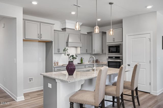 428 Brighton Way, Aberdeen, NC 28387