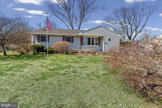 20 RUNNING BROOK RD, Ewing, NJ 08638