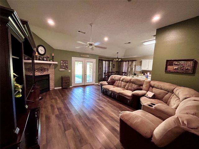 187 SANDY, Reno, TX 75462