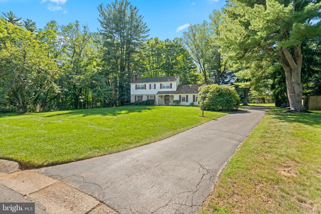 660 RADNOR VALLEY DR, VILLANOVA, PA 19085 — photo 2