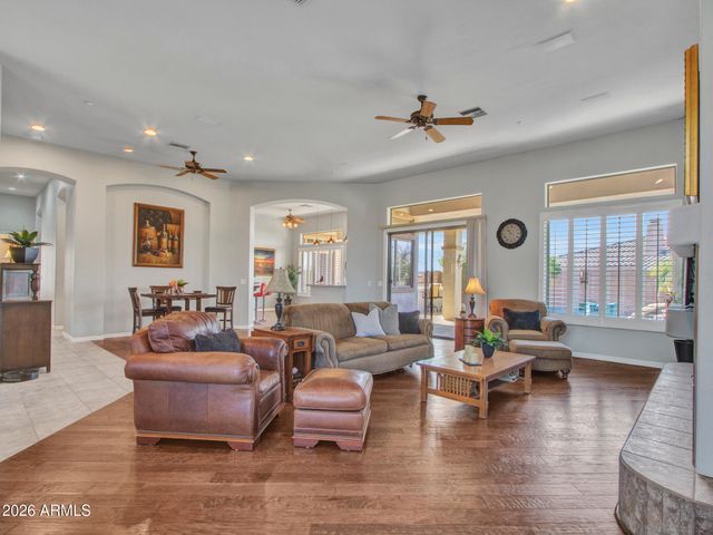 42047 N MOSS SPRINGS Road, Anthem, AZ 85086