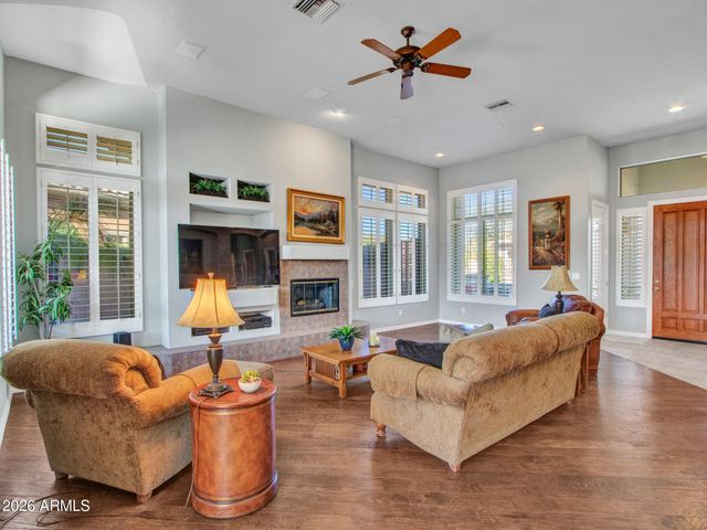 42047 N MOSS SPRINGS Road, Anthem, AZ 85086