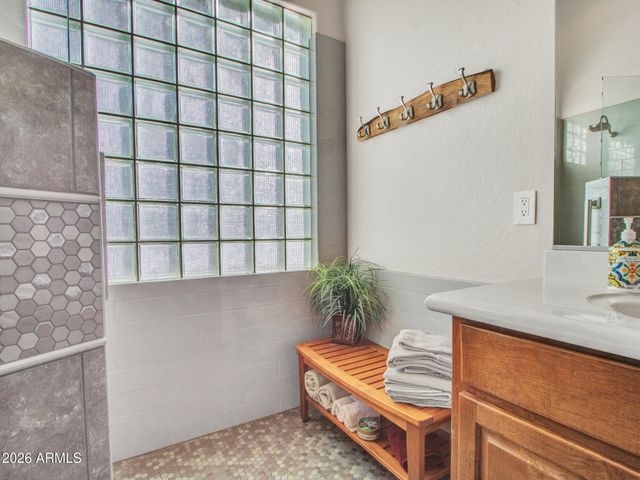 42047 N MOSS SPRINGS Road, Anthem, AZ 85086