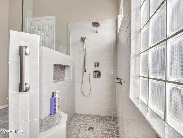 42047 N MOSS SPRINGS Road, Anthem, AZ 85086