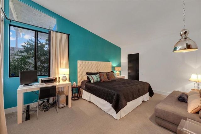 2202 Madrona Drive, Palm Springs, CA 92264