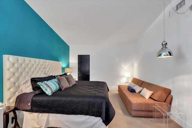 2202 Madrona Drive, Palm Springs, CA 92264