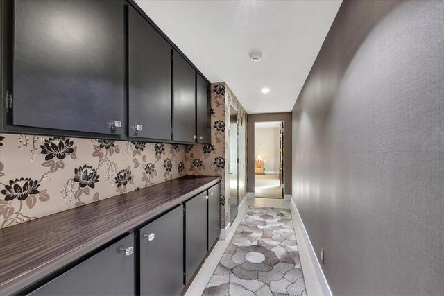 2202 Madrona Drive, Palm Springs, CA 92264