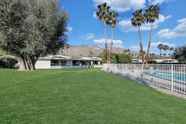 2202 Madrona Drive, Palm Springs, CA 92264