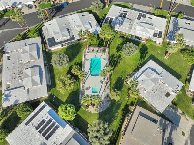 2202 Madrona Drive, Palm Springs, CA 92264